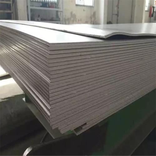 2205不銹鋼板的價格便宜，質(zhì)量保證，經(jīng)濟(jì)實(shí)惠，貨到付余款，不坑人，不騙人